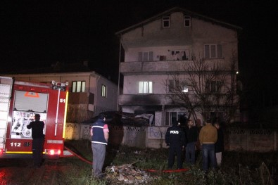 Yangında Feci Şekilde Can Verdi