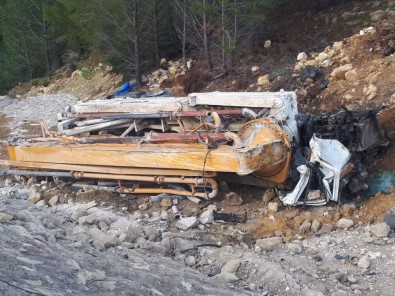 Beton Pompası Uçurumdan Yuvarlandı Açıklaması 1 Ölü