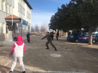 BARLA - Komutandan Badminton Dersi