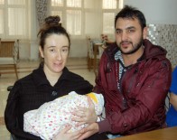 KALP AMELİYATI - Ölümü Göze Alıp Hamile Kaldı, Doğumla Birlikte Kalp Ameliyatı Oldu
