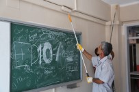 KARGıPıNARı - Erdemli Belediyesi, Eğitim Kurumlarını Yeniliyor