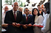 Kadın Girişimci, 'Erkeksen Gel' Sloganı İle Erkek Giyim Mağazası Açtı