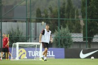 MEHMET TOPAL - Mert Müldür Açıklaması 'A Mili Takım'da Kalıcı Olmak İstiyorum'