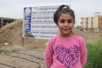 EBRU YAŞAR - Minik Kız Okul İçin Mektup Yazdı, Ebru Yaşar Gülseven Ağladı