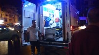 Pendik'te Yolun Karşına Geçmek İsteyen Kadına Motosiklet Çarptı