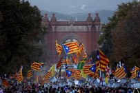 Referandumunun Yıldönümünde Binler Sokaklara Aktı