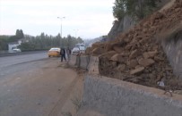 Ankara'da toprak kayması