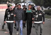 İNSAN TACİRİ - Çeşme'de 67 Göçmeni Kaçırmak İsteyen İki Suriyeli Tutuklandı