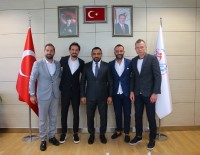 TUNCAY ŞANLI - Fenerbahçeli Eski Futbolculardan Hamza Yerlikaya'ya Ziyaret