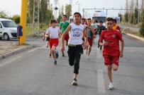 BADMINTON - Ağrı'da Sportif Etkinlikler Devam Ediyor