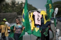 ARBEDE - Brezilya'daki Cumhurbaşkanlığı Seçimlerinde Irkçı Bolsonaro Liderliğe Koşuyor
