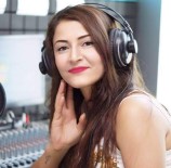 OTOPSİ SONUCU - Genç Şarkıcı Evinde Ölü Bulundu