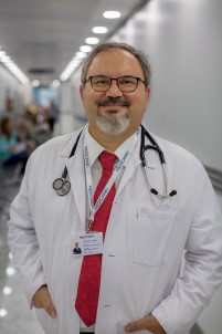 Prof. Dr. Gençbay Açıklaması 'Kalp Hastalığı Olan Çoğu Bireyde Cinsel Aktivite Risk Teşkil Etmiyor'