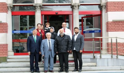 Abdülhamid'in Torunlarından Anlamlı Ziyaret