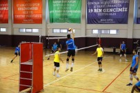 VOLEYBOL TAKIMI - Haliliye'den Voleybol Maçına Davet