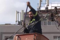 ALTINŞEHİR - Kamyon Sürücüsü Canını Hiçe Saydı