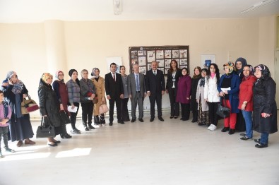 Kastamonu'da Girişimci Kadınlara 39 Bin 800 Lira Kredi Dağıtıldı