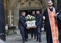 KATİL ZANLISI - Katledilen Bulgar Gazeteci Defnedildi