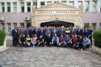 ÇAM SAKıZı - Mardin'de Polislerin Mutlu Günü