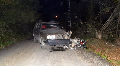 Samsun'da Otomobil İle Motosiklet Çarpıştı Açıklaması 3 Yaralı