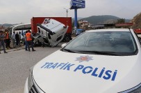 2 Tır Çarpıştı Açıklaması 3 Yaralı