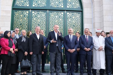 Erdoğan Orgeneral Hulusi Akar Camii'ni Açtı