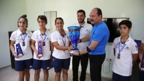 OPTIMIST - İskenderun'da Başarılı Sporculardan Ziyaret