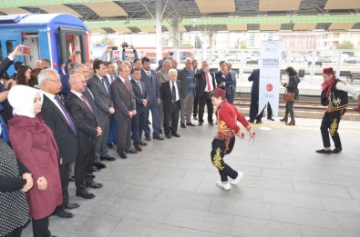 Sosyal Kooperatif Treni Konya'da
