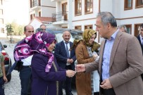 ERDOĞAN KANYıLMAZ - Suluova'da 127 Sosyal Konut Sahiplerine Teslim Edildi