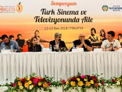 'Türk Sinema Ve Televizyonunda Aile' Konulu Sempozyum Başladı