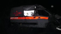 Konya'da Ambulans Şarampole Devrildi Açıklaması 4 Yaralı