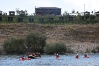 RAFTİNG HEYECANI - Muş'ta 'Su Sporları Şenliği' Düzenlendi