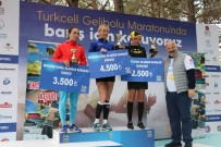 Türkiye'nin Barış Temalı İlk Ve Tek Maratonu Binlerce Kişinin Katılımıyla Gerçekleştirildi