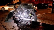 Adana'da Otomobil Tıra Çarptı Açıklaması 1 Yaralı