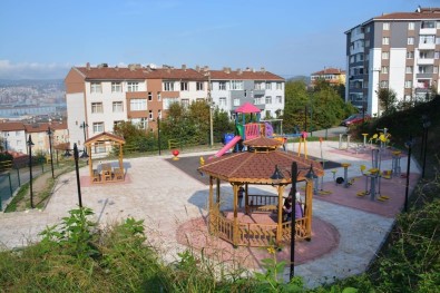 Gülüç'te Her Mahalleye Dinlenme Bahçesi Ve Çocuk Parkı