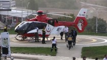 BURUN KANAMASI - Hava Ambulansı Toz Bulutuna Rağmen Hasta İçin Havalandı