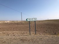 HEDEF TAHTASI - Kars'ta Trafik Levhaları Maganda Kurbanı