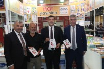 YUSUF KAPLAN - Başkan Çelik, MHP Milletvekili Ersoy Ve İl Başkanı Tok İle Birlikte Kitap Fuarı'nı Gezdi