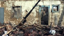 Denizli'de Evi Yanan Yaşlı Kadının Ölmesi Haberi