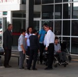 FIKRET DAYıOĞLU - İzmir'de 21 Öğrenci Gıda Zehirlenmesi Şüphesiyle Hastanelik Oldu