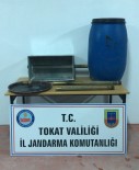 Tokat'ta 80 Litre Kaçak Rakı Ele Geçirildi