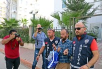 YANKESİCİLİK VE DOLANDIRICILIK BÜRO AMİRLİĞİ - 'İcradan Satılık Araç Veririm' Diyen Sahte Avukat Kullandığı Araçta Yakalandı