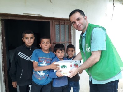 İHH Hakkari'de Sevindirmeye Devam Ediyor