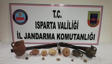 Isparta'da Tunç Çağı'na Ait 12 Parça Tarihi Eser Ele Geçirildi
