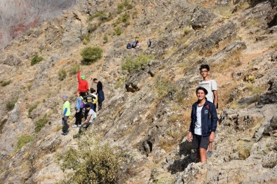 Kayaarası Kanyonu Kamp Tutkunlarının Gözdesi Oldu