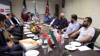 Tahran'da Türk Ve İranlı İş Adamları Tanışma Toplantısı