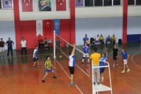 KOMANDO - Batman'da Voleybol Turnuvası Yapıldı