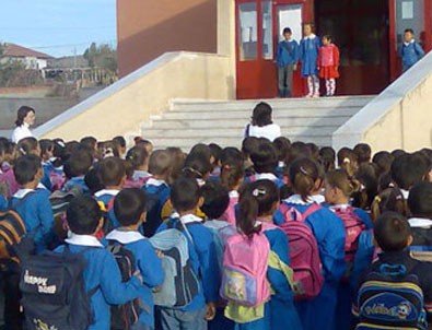 Danıştaydan 'Öğrenci Andı' kararı