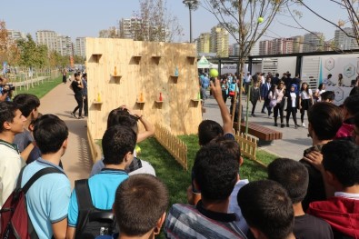 Diyarbakır'da Gençlik Festivali Coşkusu Başladı