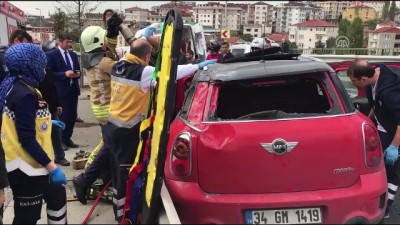Maltepe'de Trafik Kazası Açıklaması 3 Yaralı